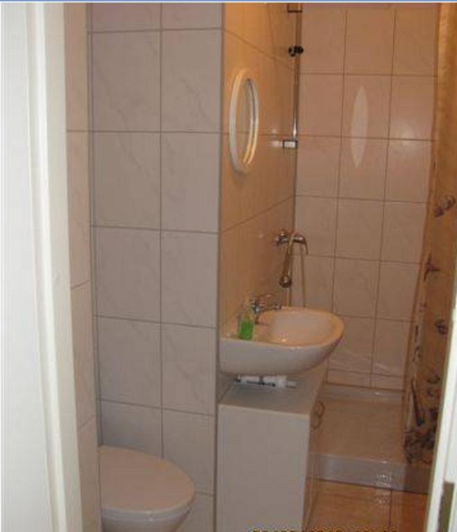 Economy Baltics Apartments - Narva 16 Tallinn Rum bild